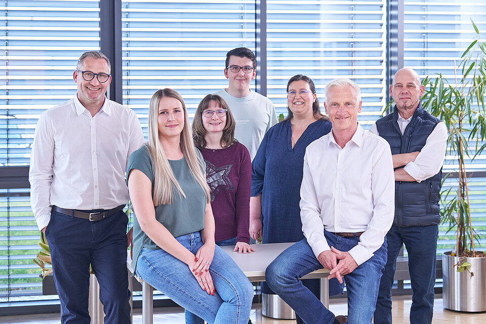 Teamfoto Vertrieb- und Arbeitsvorbereitung heinrichs drehteile